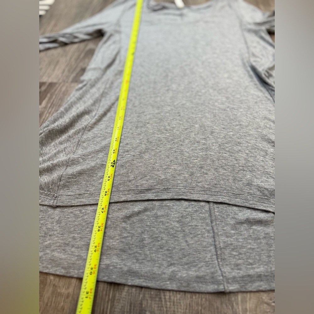 Free People Flowy January Top Grey Medium - Picture 8 of 9